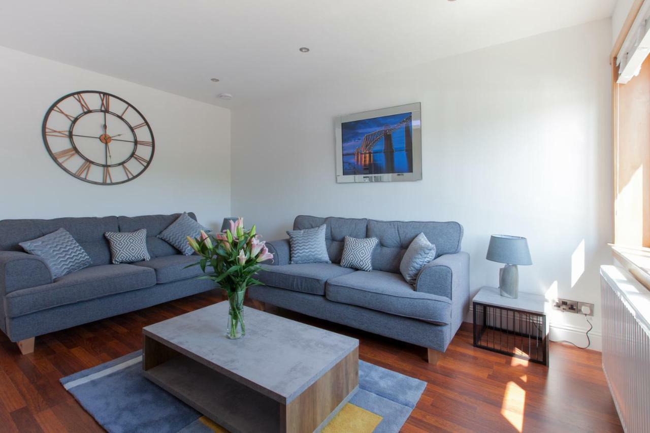 Leys Park Executive Apartments Dunfermline Esterno foto